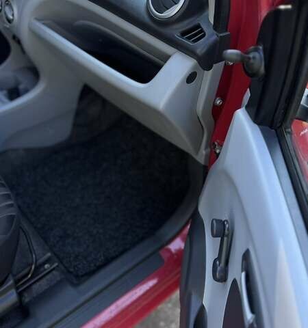 Червоний Ніссан Піксо, об'ємом двигуна 1 л та пробігом 183 тис. км за 3900 $, фото 11 на Automoto.ua