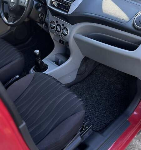 Червоний Ніссан Піксо, об'ємом двигуна 1 л та пробігом 183 тис. км за 3900 $, фото 7 на Automoto.ua