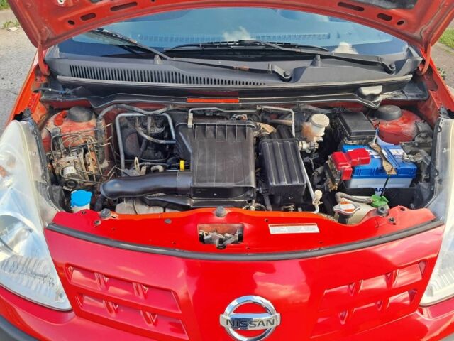 Красный Ниссан Пиксо, объемом двигателя 1 л и пробегом 180 тыс. км за 3850 $, фото 12 на Automoto.ua