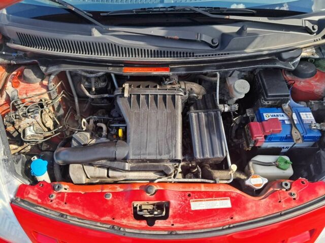 Красный Ниссан Пиксо, объемом двигателя 1 л и пробегом 180 тыс. км за 3850 $, фото 11 на Automoto.ua