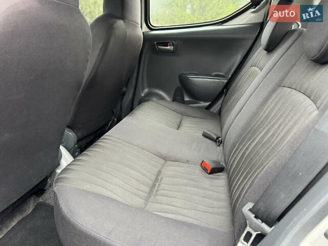 Серый Ниссан Пиксо, объемом двигателя 1 л и пробегом 210 тыс. км за 3550 $, фото 33 на Automoto.ua