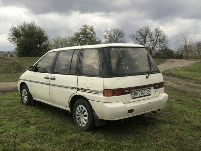 Белый Ниссан Прерия, объемом двигателя 2 л и пробегом 500 тыс. км за 900 $, фото 3 на Automoto.ua