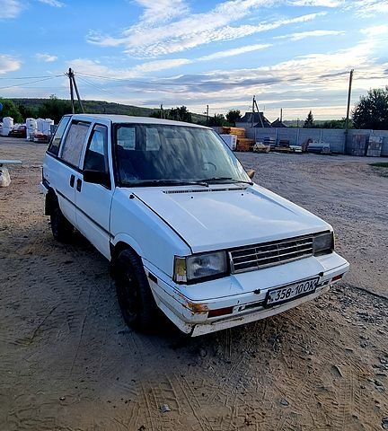 Ниссан Прерия, объемом двигателя 1.8 л и пробегом 120 тыс. км за 350 $, фото 1 на Automoto.ua