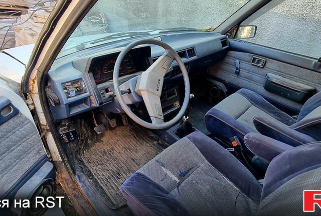 Ниссан Прерия, объемом двигателя 1.8 л и пробегом 120 тыс. км за 350 $, фото 5 на Automoto.ua