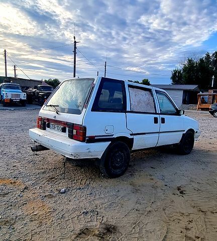 Ниссан Прерия, объемом двигателя 1.8 л и пробегом 120 тыс. км за 350 $, фото 2 на Automoto.ua