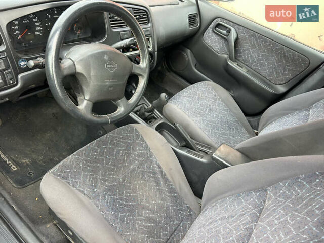 Ніссан Прерія, об'ємом двигуна 2 л та пробігом 200 тис. км за 1350 $, фото 4 на Automoto.ua