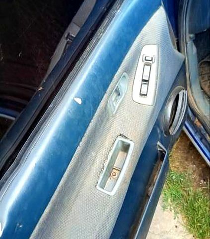 Синій Ніссан Прерія, об'ємом двигуна 2 л та пробігом 250 тис. км за 1500 $, фото 5 на Automoto.ua