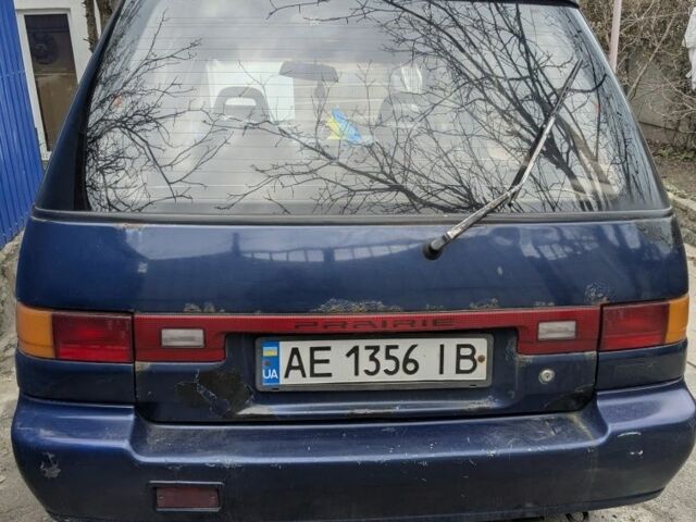 Синий Ниссан Прерия, объемом двигателя 2 л и пробегом 306 тыс. км за 1200 $, фото 3 на Automoto.ua