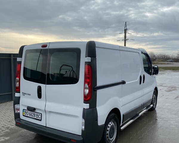 Белый Ниссан Примастар, объемом двигателя 2 л и пробегом 356 тыс. км за 8800 $, фото 6 на Automoto.ua