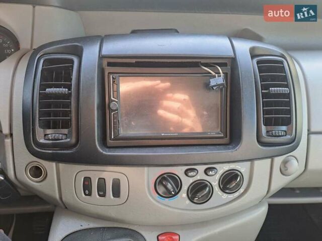 Белый Ниссан Примастар, объемом двигателя 2 л и пробегом 291 тыс. км за 8500 $, фото 10 на Automoto.ua