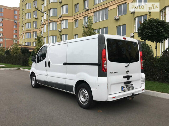 Белый Ниссан Примастар, объемом двигателя 2 л и пробегом 260 тыс. км за 9000 $, фото 5 на Automoto.ua