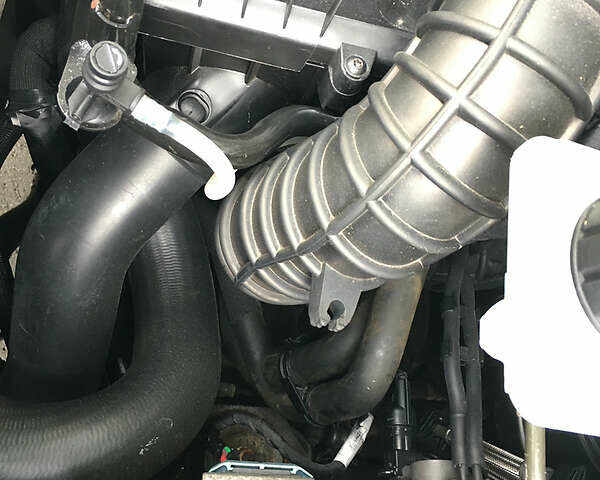 Белый Ниссан Примастар, объемом двигателя 2 л и пробегом 260 тыс. км за 9000 $, фото 12 на Automoto.ua