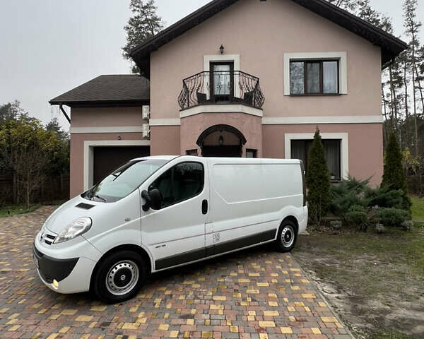 Білий Ніссан Прімастар, об'ємом двигуна 2 л та пробігом 278 тис. км за 9450 $, фото 13 на Automoto.ua