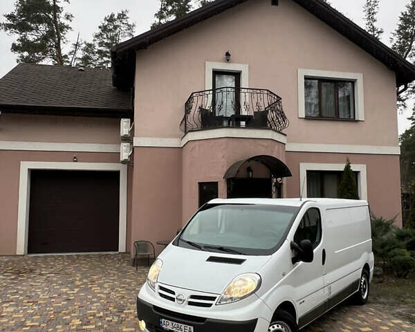 Білий Ніссан Прімастар, об'ємом двигуна 2 л та пробігом 278 тис. км за 9450 $, фото 6 на Automoto.ua