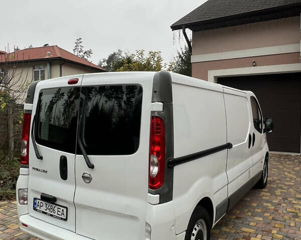 Білий Ніссан Прімастар, об'ємом двигуна 2 л та пробігом 278 тис. км за 9450 $, фото 5 на Automoto.ua