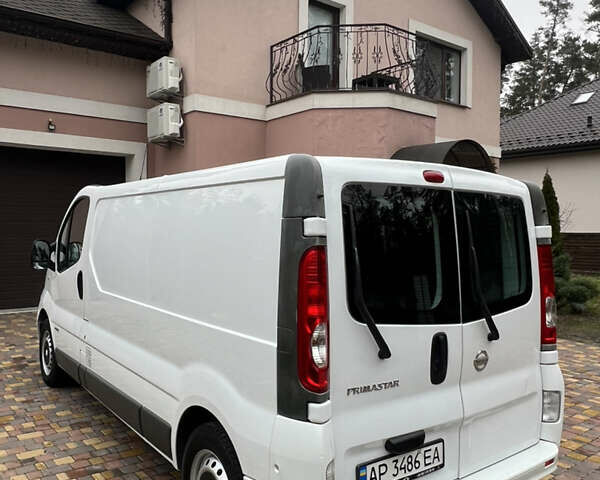 Білий Ніссан Прімастар, об'ємом двигуна 2 л та пробігом 278 тис. км за 9450 $, фото 4 на Automoto.ua