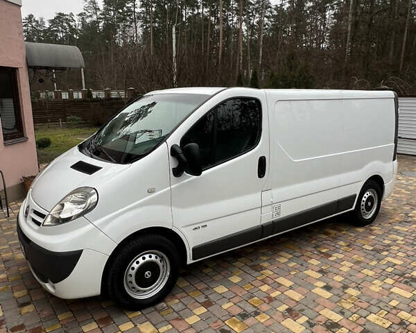 Білий Ніссан Прімастар, об'ємом двигуна 2 л та пробігом 278 тис. км за 9450 $, фото 18 на Automoto.ua