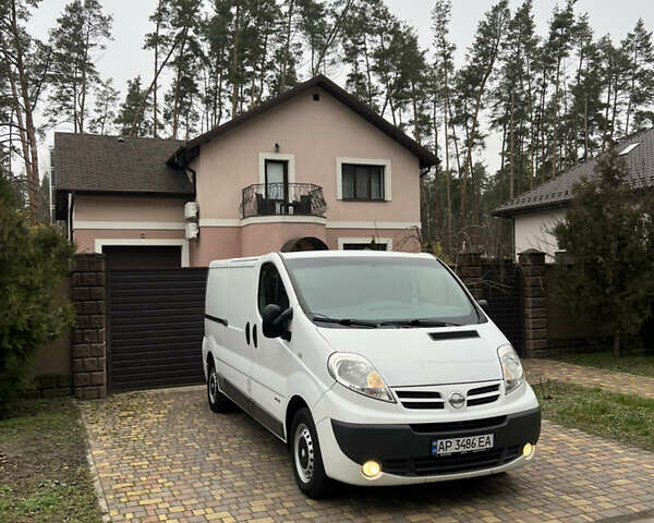 Білий Ніссан Прімастар, об'ємом двигуна 2 л та пробігом 278 тис. км за 9450 $, фото 99 на Automoto.ua