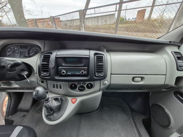 Белый Ниссан Примастар, объемом двигателя 2 л и пробегом 231 тыс. км за 4500 $, фото 7 на Automoto.ua