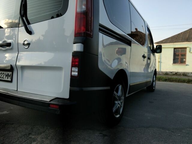 Белый Ниссан Примастар, объемом двигателя 1.6 л и пробегом 289 тыс. км за 13999 $, фото 9 на Automoto.ua