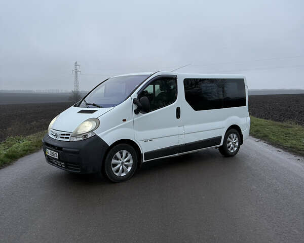 Белый Ниссан Примастар, объемом двигателя 1.9 л и пробегом 300 тыс. км за 6800 $, фото 1 на Automoto.ua