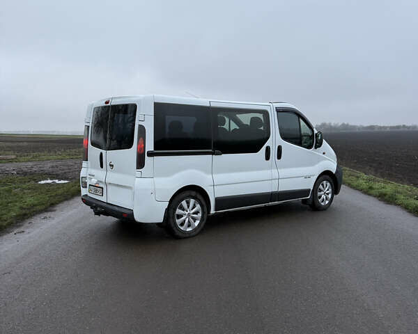 Белый Ниссан Примастар, объемом двигателя 1.9 л и пробегом 300 тыс. км за 6800 $, фото 3 на Automoto.ua