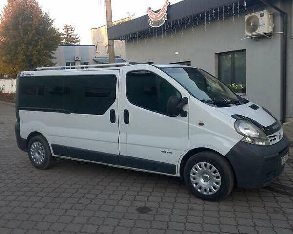 Белый Ниссан Примастар, объемом двигателя 1.87 л и пробегом 300 тыс. км за 8500 $, фото 9 на Automoto.ua