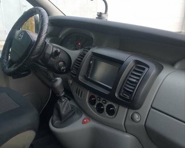 Белый Ниссан Примастар, объемом двигателя 1.87 л и пробегом 300 тыс. км за 8500 $, фото 11 на Automoto.ua