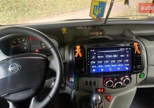 Белый Ниссан Примастар, объемом двигателя 1.87 л и пробегом 347 тыс. км за 8000 $, фото 2 на Automoto.ua