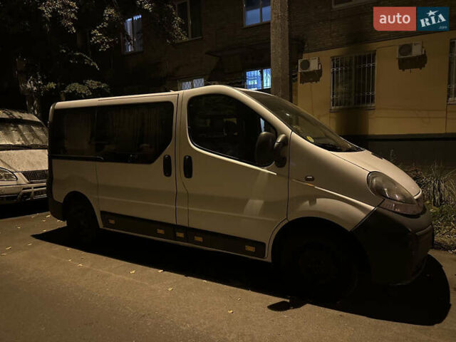 Белый Ниссан Примастар, объемом двигателя 1.87 л и пробегом 272 тыс. км за 7700 $, фото 4 на Automoto.ua