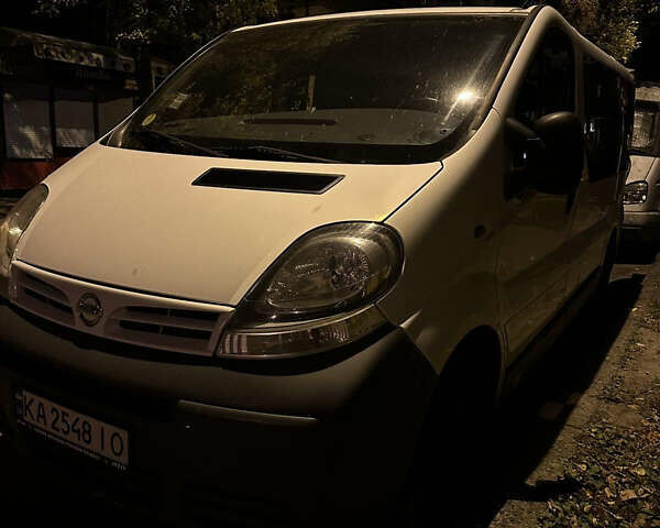 Белый Ниссан Примастар, объемом двигателя 1.87 л и пробегом 272 тыс. км за 7700 $, фото 6 на Automoto.ua