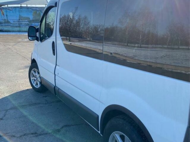 Белый Ниссан Примастар, объемом двигателя 1.9 л и пробегом 300 тыс. км за 6100 $, фото 1 на Automoto.ua