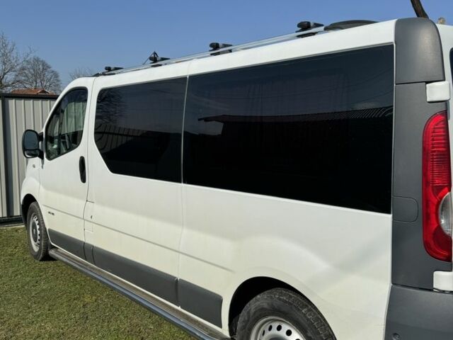 Белый Ниссан Примастар, объемом двигателя 2 л и пробегом 317 тыс. км за 11571 $, фото 2 на Automoto.ua