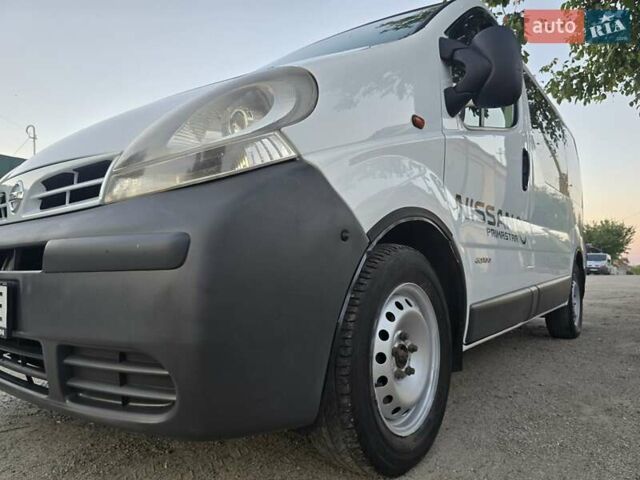 Білий Ніссан Прімастар, об'ємом двигуна 1.9 л та пробігом 278 тис. км за 8800 $, фото 54 на Automoto.ua