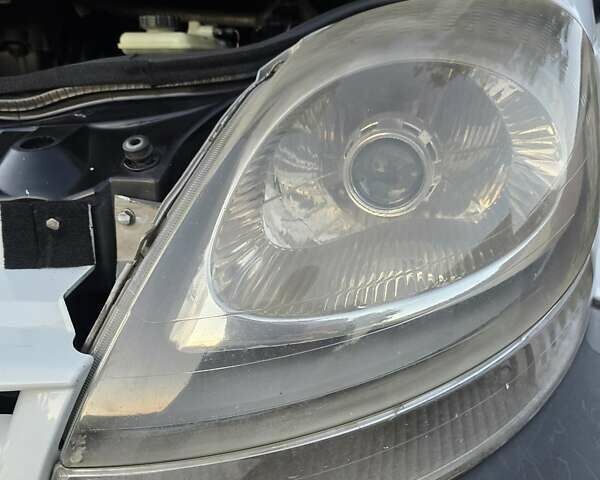 Білий Ніссан Прімастар, об'ємом двигуна 1.9 л та пробігом 278 тис. км за 8800 $, фото 8 на Automoto.ua
