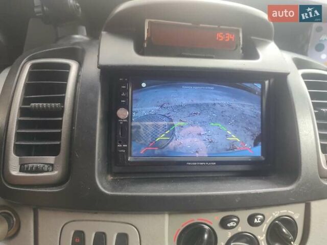 Белый Ниссан Примастар, объемом двигателя 2 л и пробегом 307 тыс. км за 8200 $, фото 12 на Automoto.ua