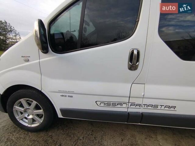Белый Ниссан Примастар, объемом двигателя 2 л и пробегом 337 тыс. км за 8700 $, фото 2 на Automoto.ua