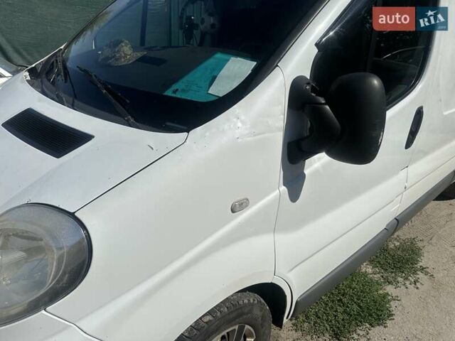 Белый Ниссан Примастар, объемом двигателя 0 л и пробегом 335 тыс. км за 5600 $, фото 8 на Automoto.ua