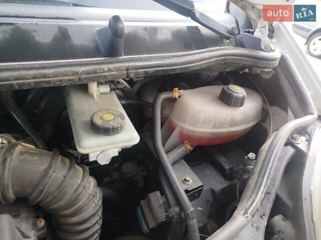 Белый Ниссан Примастар, объемом двигателя 2 л и пробегом 337 тыс. км за 8700 $, фото 26 на Automoto.ua