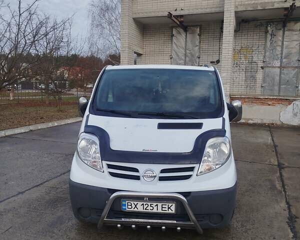 Белый Ниссан Примастар, объемом двигателя 2 л и пробегом 337 тыс. км за 8700 $, фото 22 на Automoto.ua