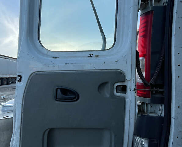 Ниссан Примастар 2008 в Киеве на Automoto.ua Белый Ниссан Примастар, объемом двигателя 2 л и пробегом 356 тыс. км за 6500 $, фото 19 на Automoto.ua