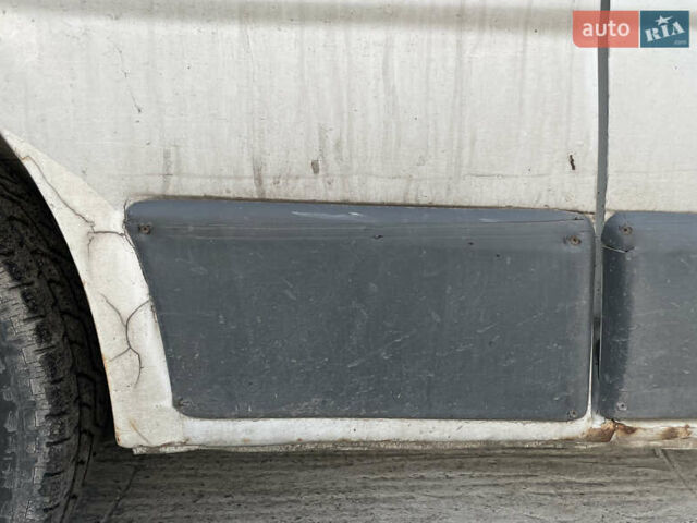 Ниссан Примастар 2008 в Киеве на Automoto.ua Белый Ниссан Примастар, объемом двигателя 2 л и пробегом 356 тыс. км за 6500 $, фото 29 на Automoto.ua