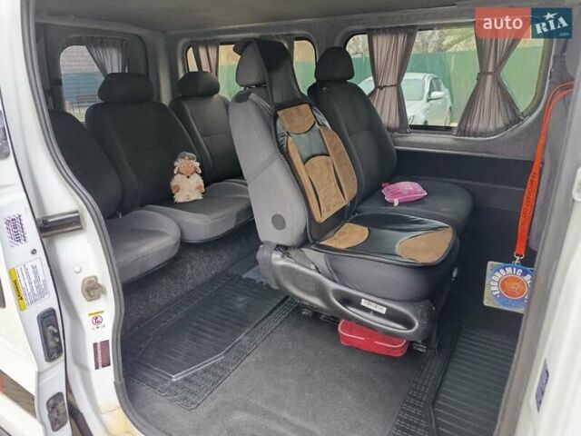 Белый Ниссан Примастар, объемом двигателя 2.5 л и пробегом 286 тыс. км за 8900 $, фото 15 на Automoto.ua