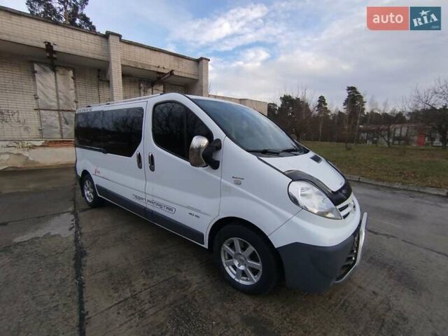 Белый Ниссан Примастар, объемом двигателя 2 л и пробегом 337 тыс. км за 8700 $, фото 4 на Automoto.ua