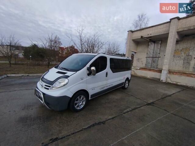 Белый Ниссан Примастар, объемом двигателя 2 л и пробегом 337 тыс. км за 8700 $, фото 3 на Automoto.ua