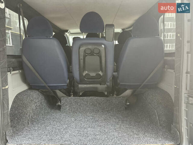 Белый Ниссан Примастар, объемом двигателя 2.46 л и пробегом 381 тыс. км за 8999 $, фото 15 на Automoto.ua