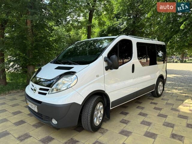 Белый Ниссан Примастар, объемом двигателя 2 л и пробегом 320 тыс. км за 8900 $, фото 14 на Automoto.ua