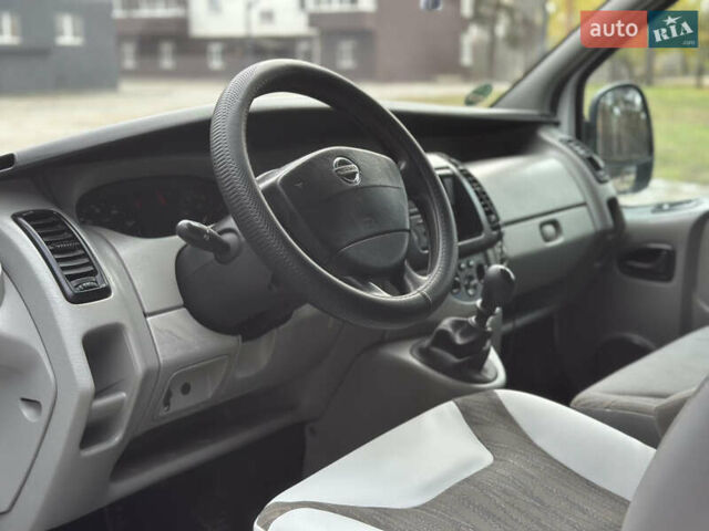 Белый Ниссан Примастар, объемом двигателя 2.46 л и пробегом 381 тыс. км за 8999 $, фото 8 на Automoto.ua