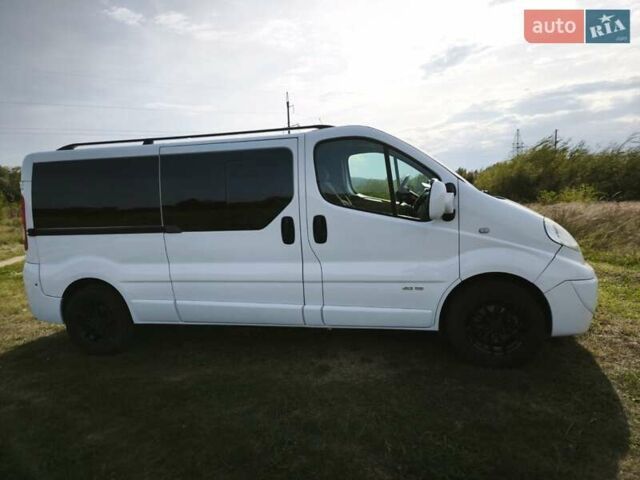 Белый Ниссан Примастар, объемом двигателя 2 л и пробегом 341 тыс. км за 11999 $, фото 2 на Automoto.ua