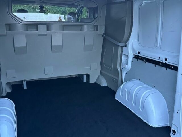 Белый Ниссан Примастар, объемом двигателя 2 л и пробегом 260 тыс. км за 7800 $, фото 11 на Automoto.ua